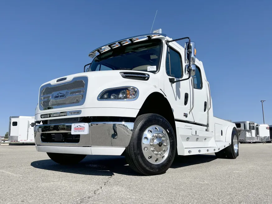 2024 Freightliner M2 106 Summit Hauler | Photo 28 of 27