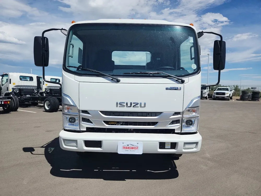 2025 Isuzu NPR-HD GAS 16' BOX VAN