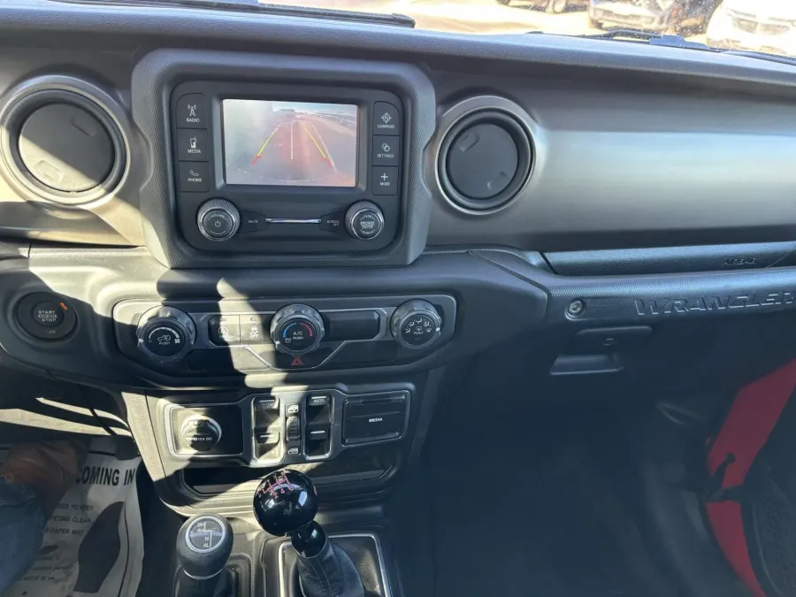 2018 Jeep Wrangler Unlimited Sport S | Photo 10 of 22