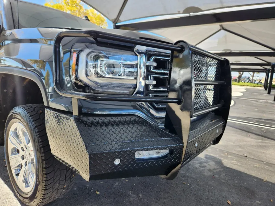 2018 GMC Sierra 1500 SLT | Photo 19 of 31