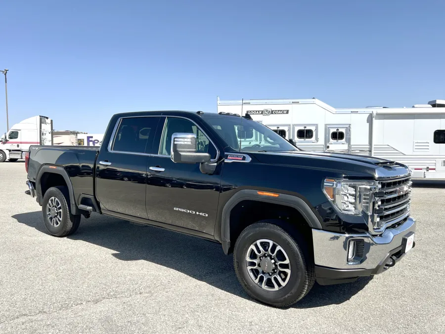 2023 GMC 2500 | Photo 19 of 20