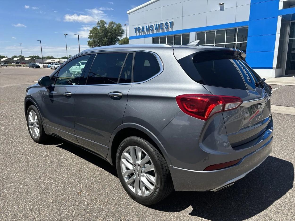 2020 Buick Envision Premium | Photo 2 of 27