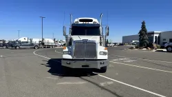 2020 Western Star 4900SA | Thumbnail Photo 2 of 21