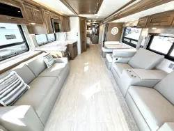 2024 Newmar Ventana 4037 | Thumbnail Photo 4 of 31