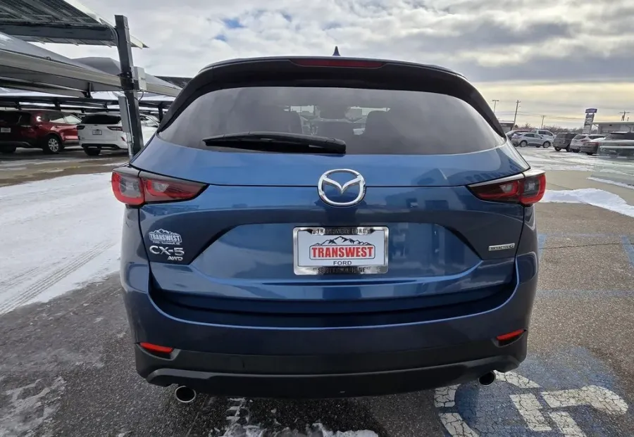 2023 Mazda CX-5 | Photo 7 of 31