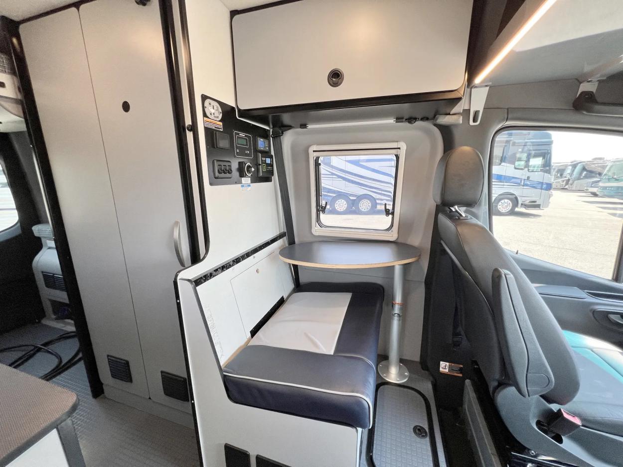 2023 Winnebago Revel 44E | Photo 6 of 18