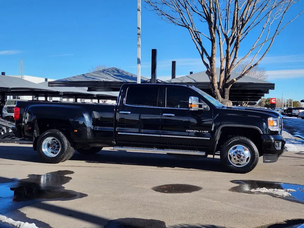 2017 GMC Sierra 3500HD Denali