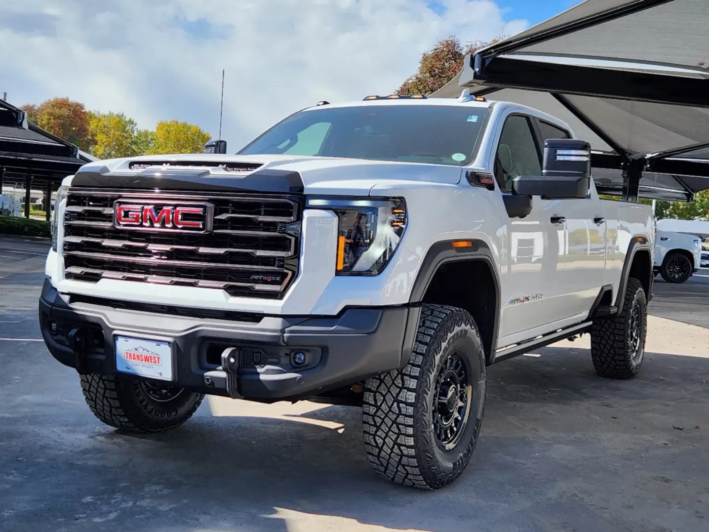 2025 GMC Sierra 2500HD AT4X | Photo 3 of 31