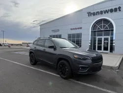 2023 Jeep Cherokee Altitude Lux | Thumbnail Photo 1 of 17