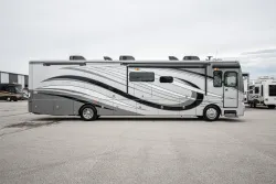 2015 Fleetwood Discovery 40X | Thumbnail Photo 4 of 15