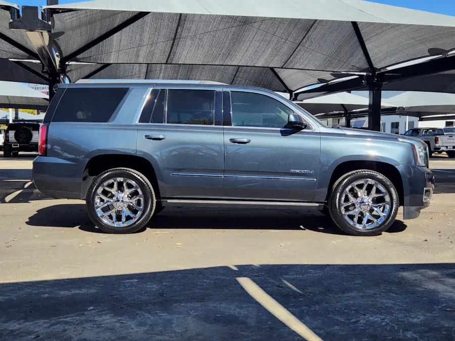 2019 GMC Yukon Denali | Photo 1 of 33