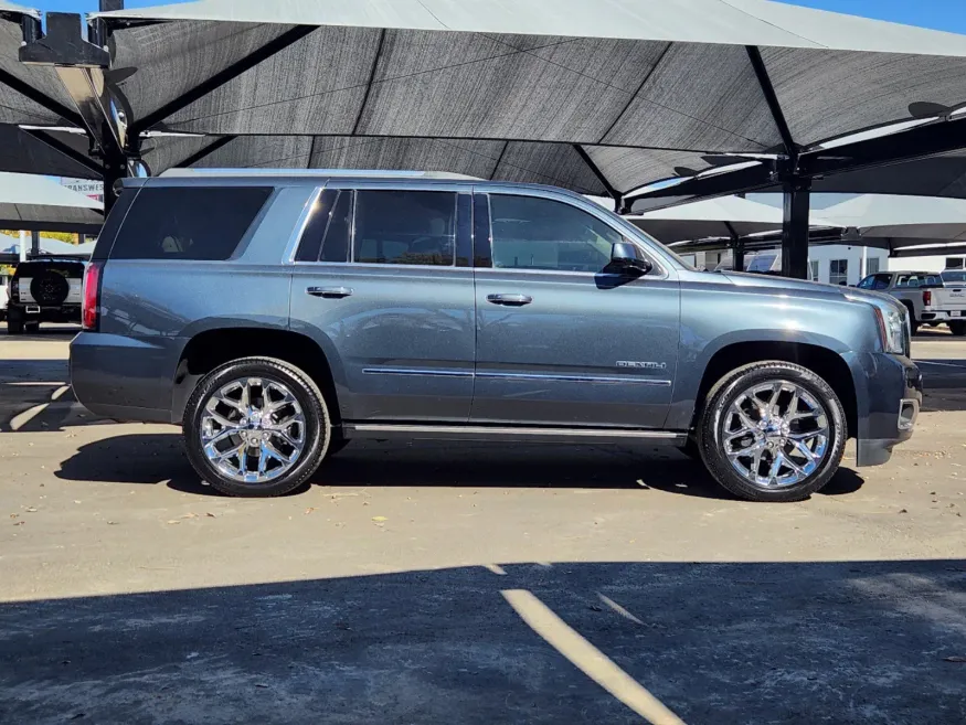 2019 GMC Yukon Denali | Photo 1 of 33