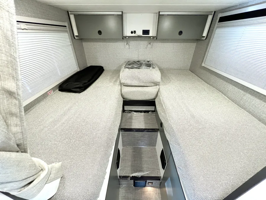 2025 Winnebago EKKO 23B | Photo 10 of 20