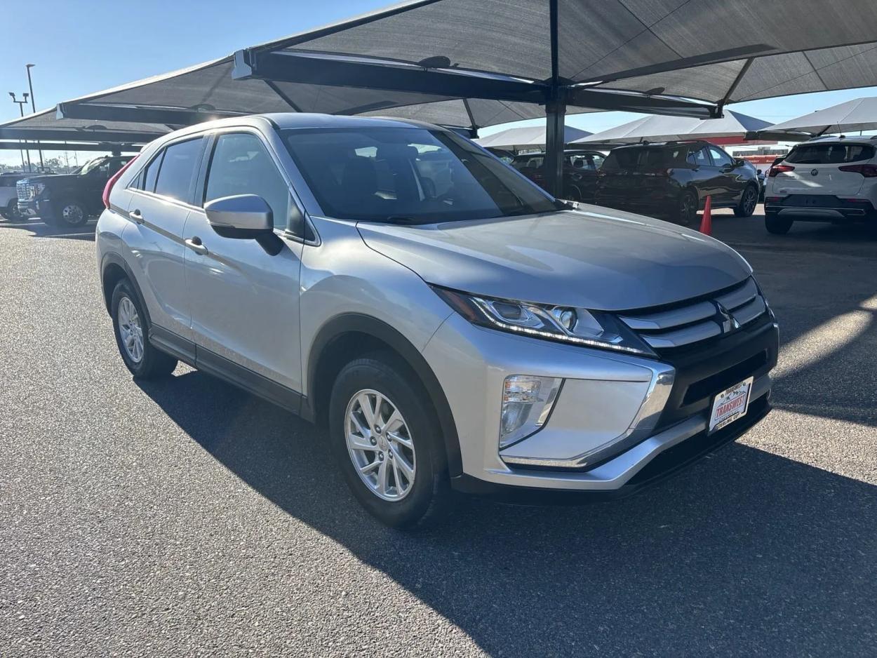 2019 Mitsubishi Eclipse Cross ES | Photo 6 of 20