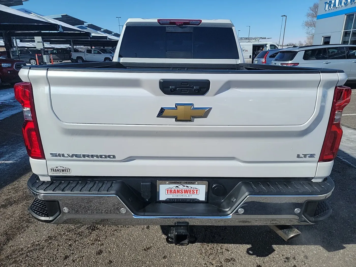 2024 Chevrolet Silverado 2500HD LTZ | Photo 3 of 20