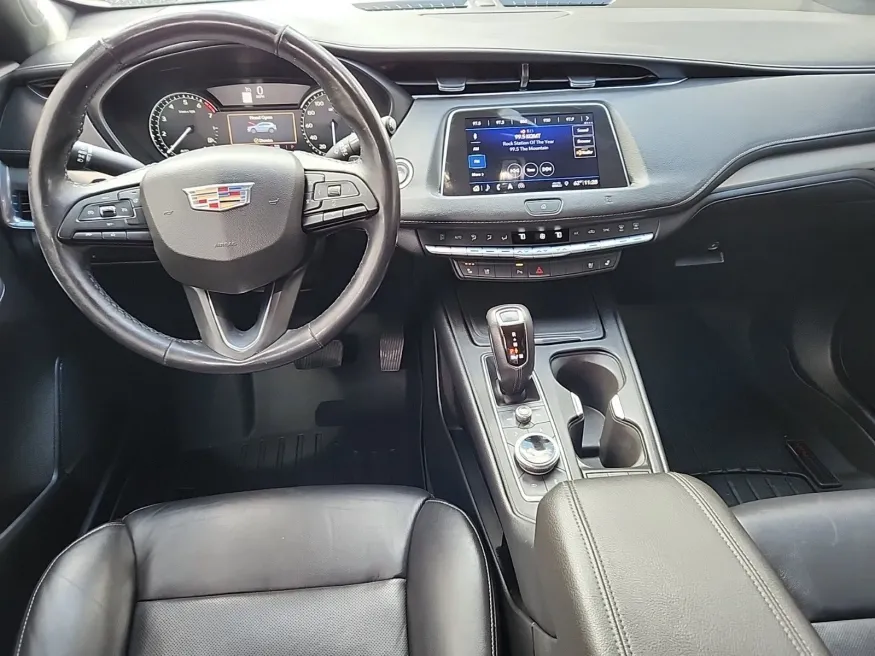 2019 Cadillac XT4 AWD Premium Luxury | Photo 11 of 30