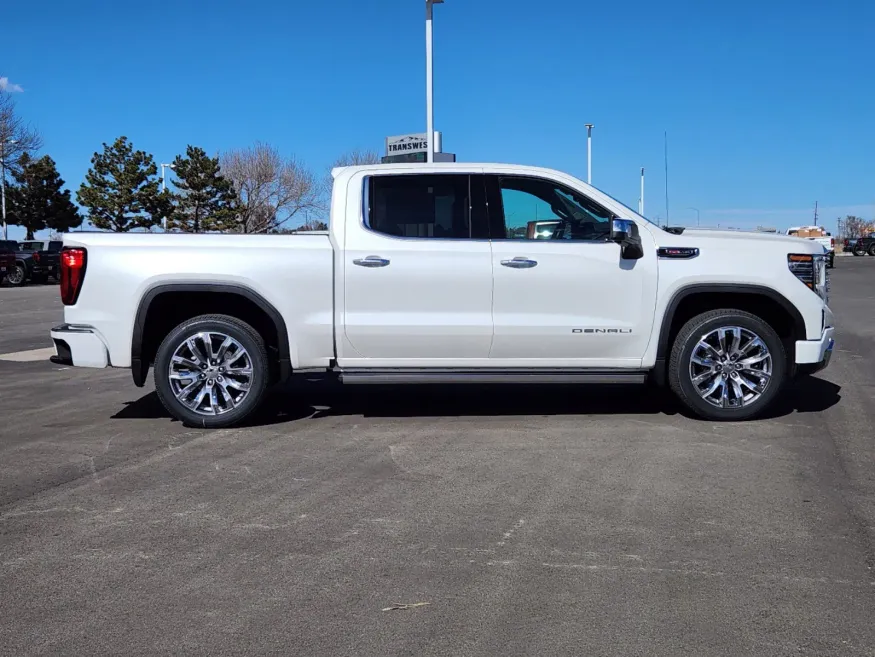 2024 GMC Sierra 1500 Denali | Photo 1 of 31