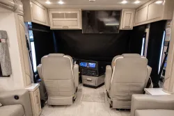 2024 Newmar Ventana 3809 | Thumbnail Photo 6 of 29