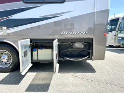 2017 Tiffin Allegro Breeze 32BR | Thumbnail Photo 24 of 27