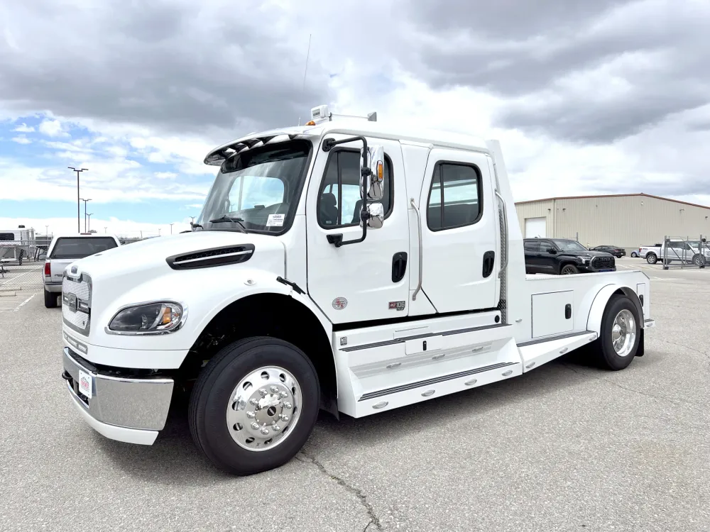 2024 Freightliner M2 106 Plus Summit Hauler