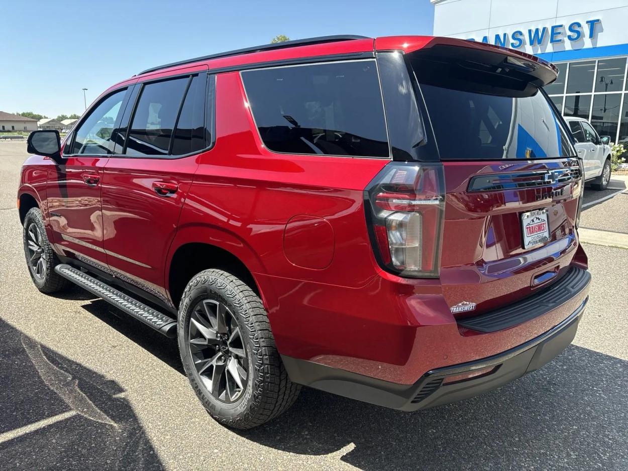 2024 Chevrolet Tahoe Z71 | Photo 2 of 26