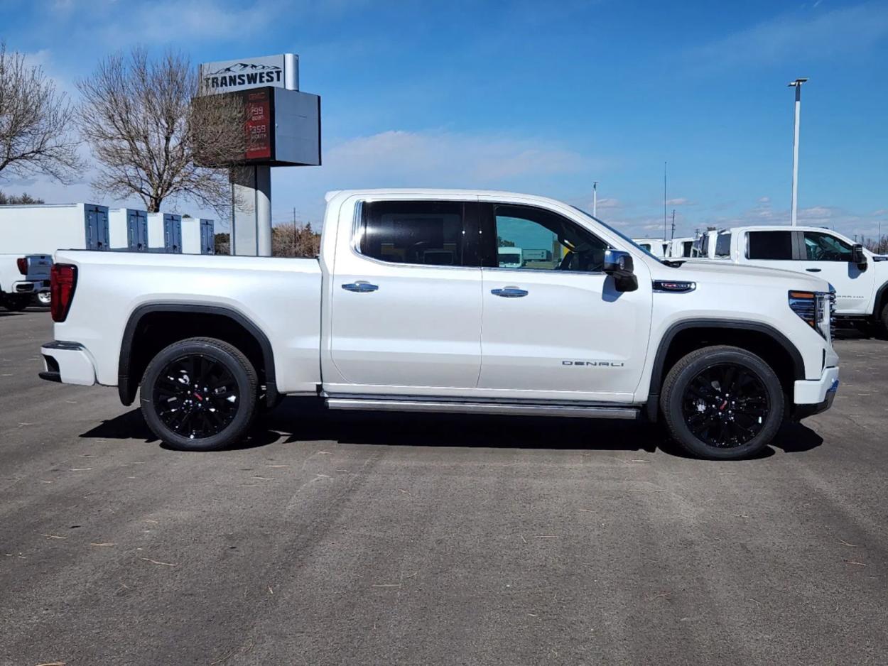 2024 GMC Sierra 1500 Denali 