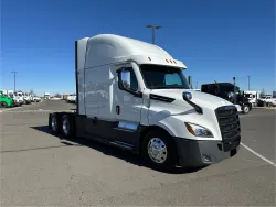 2023 Freightliner Cascadia 126 | Thumbnail Photo 3 of 22