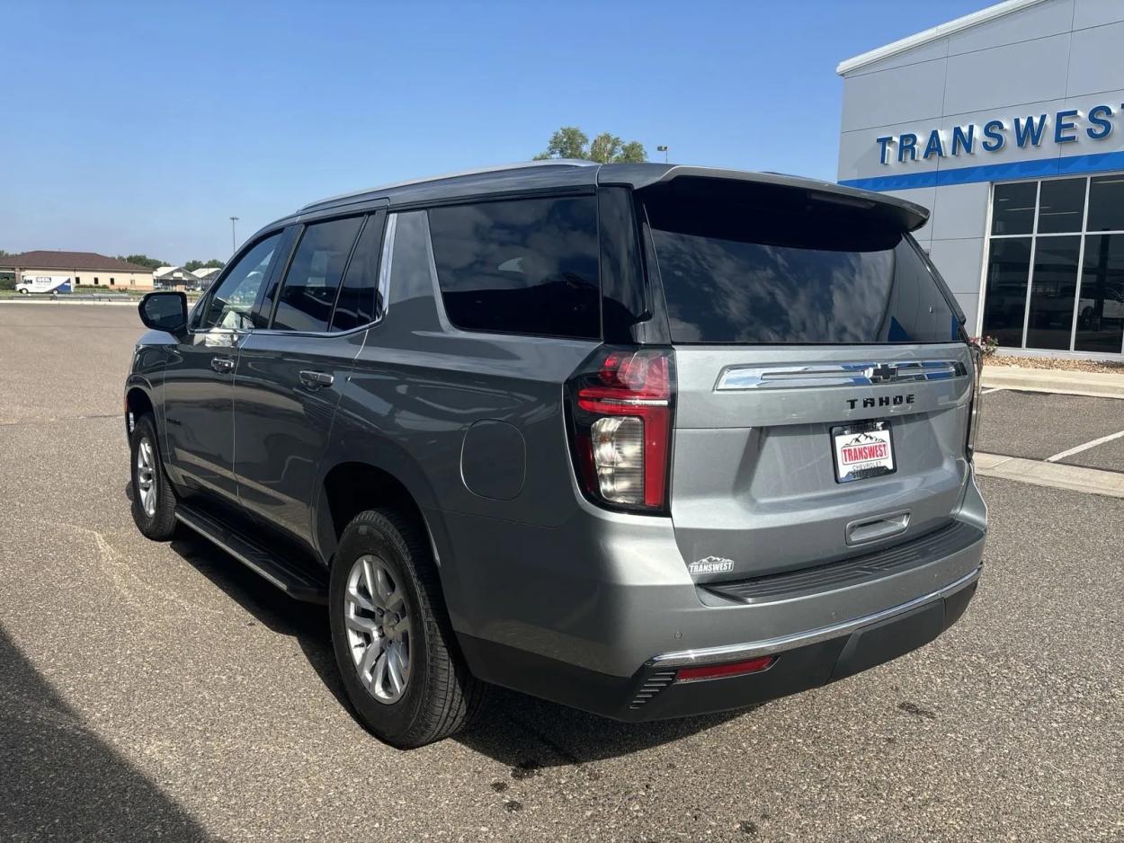 2024 Chevrolet Tahoe LS | Photo 2 of 23