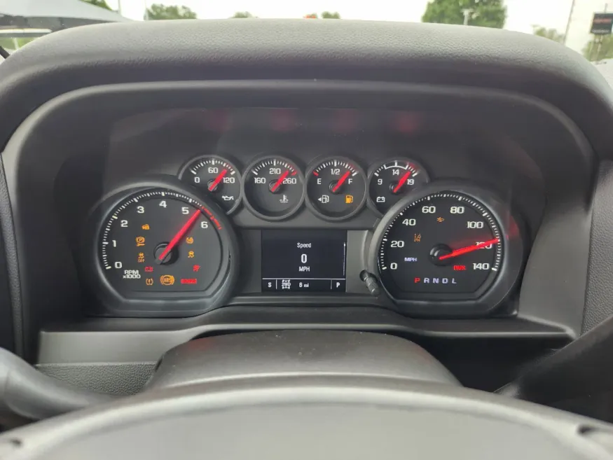 2024 GMC Sierra 2500HD Pro | Photo 20 of 27