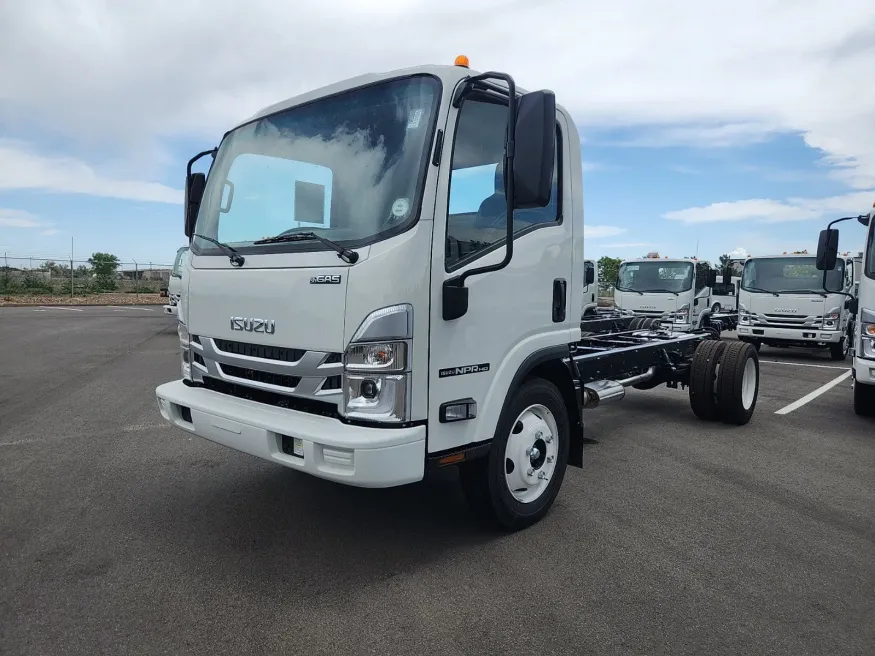 2025 Isuzu NPR-HD GAS CAB CHASSIS 150 WHEELBASE | Photo 2 of 3