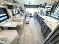 2020 Newmar Ventana 3709 | Thumbnail Photo 5 of 28