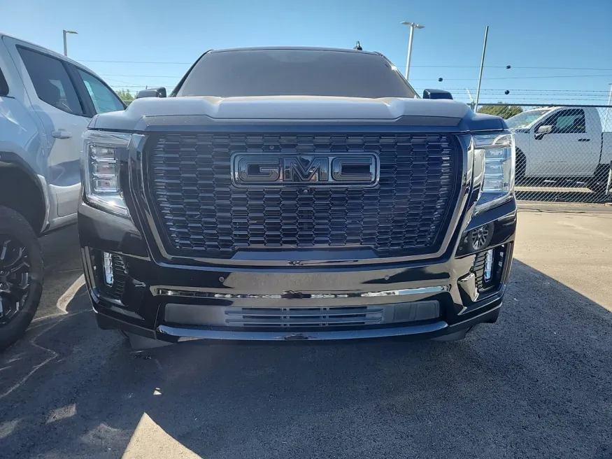 2022 GMC Yukon SLT | Photo 1 of 3