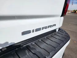 2025 GMC Sierra 3500HD Denali Ultimate | Thumbnail Photo 14 of 31