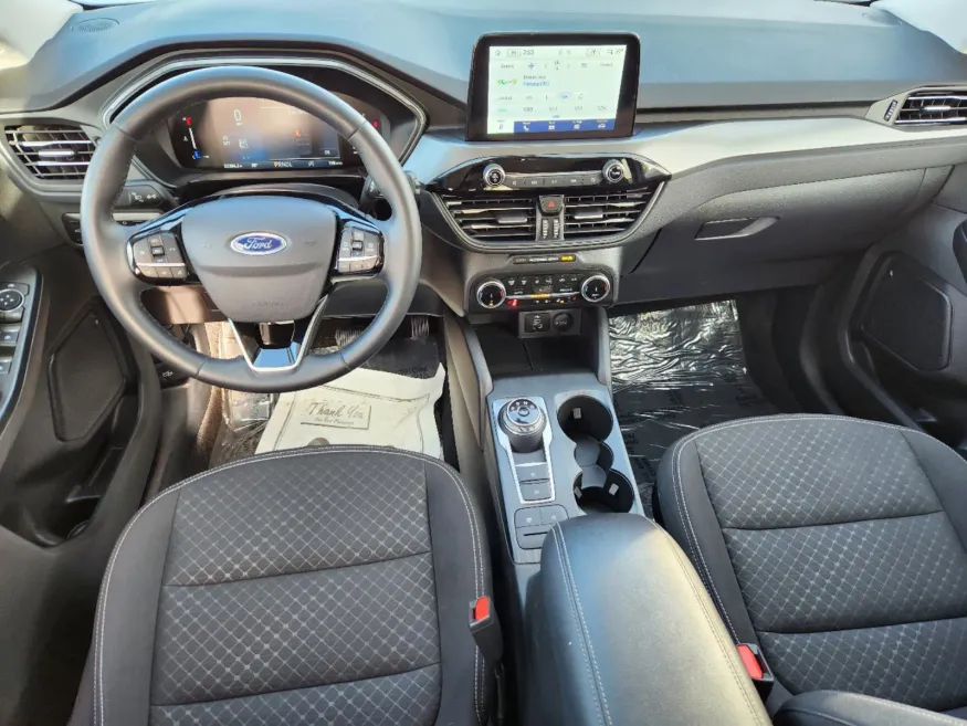 2024 Ford Escape Active | Photo 11 of 33