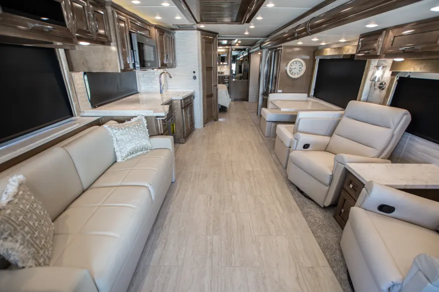 2024 Newmar Ventana 4037 | Photo 1 of 18