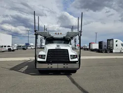 2024 Freightliner 114SD | Thumbnail Photo 2 of 28