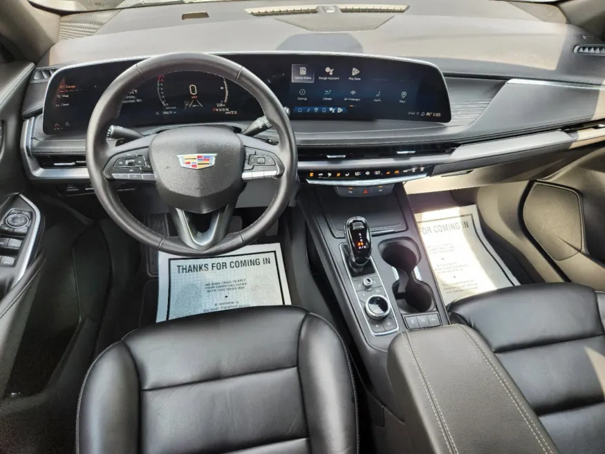 2024 Cadillac XT4 AWD Premium Luxury | Photo 10 of 29