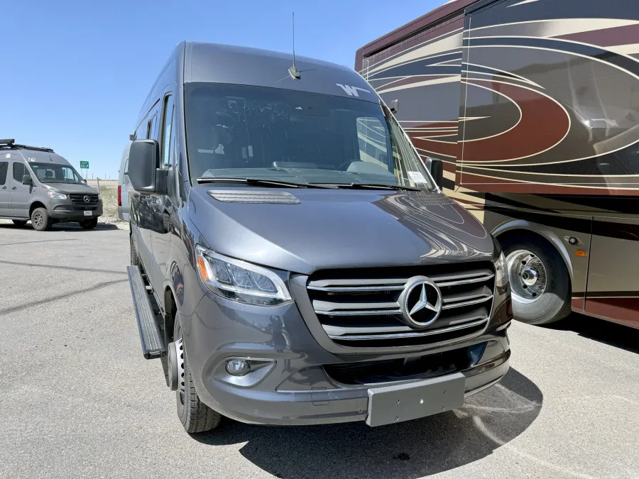 2023 Winnebago Adventure Wagon 70 SE | Photo 13 of 13