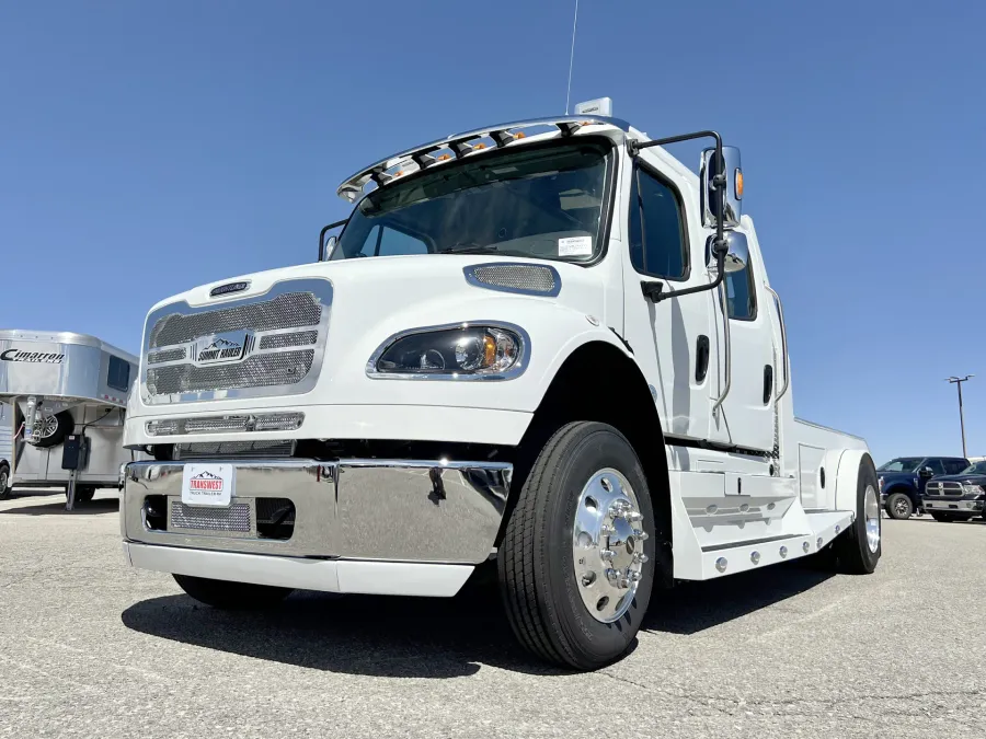 2024 Freightliner M2 106 Summit Hauler | Photo 27 of 26