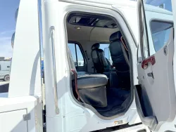 2015 Freightliner M2 106 Sportchassis | Thumbnail Photo 19 of 25