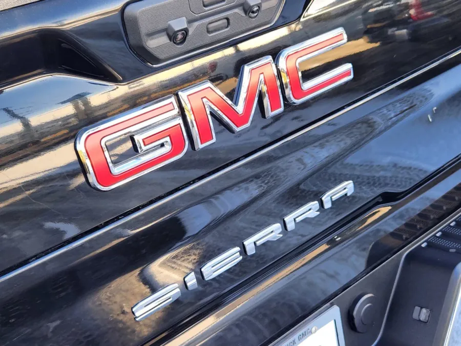 2023 GMC Sierra 3500HD SLE | Photo 14 of 30