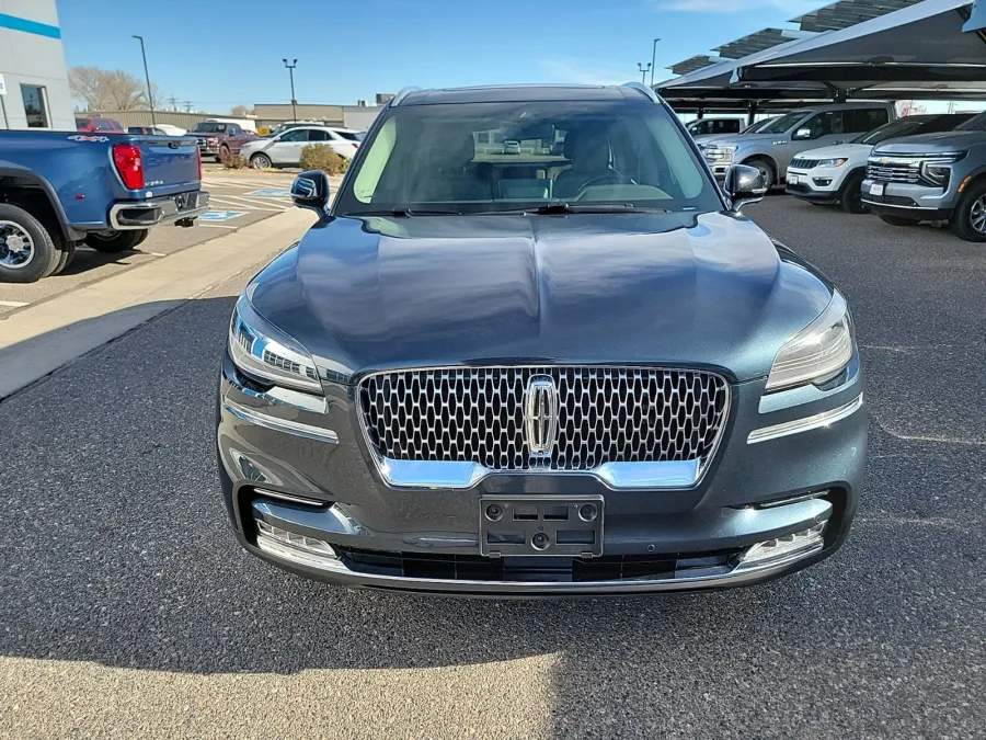 2021 Lincoln Aviator Reserve | Photo 9 of 19