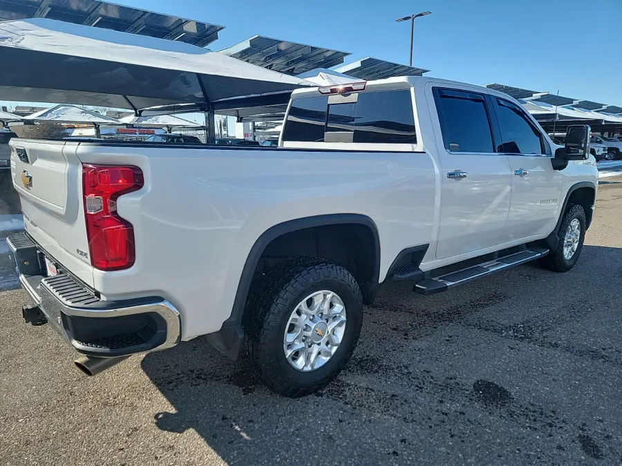 2024 Chevrolet Silverado 2500HD LTZ | Photo 5 of 20