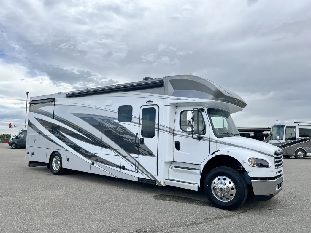 2024 Renegade Verona 36VSB 