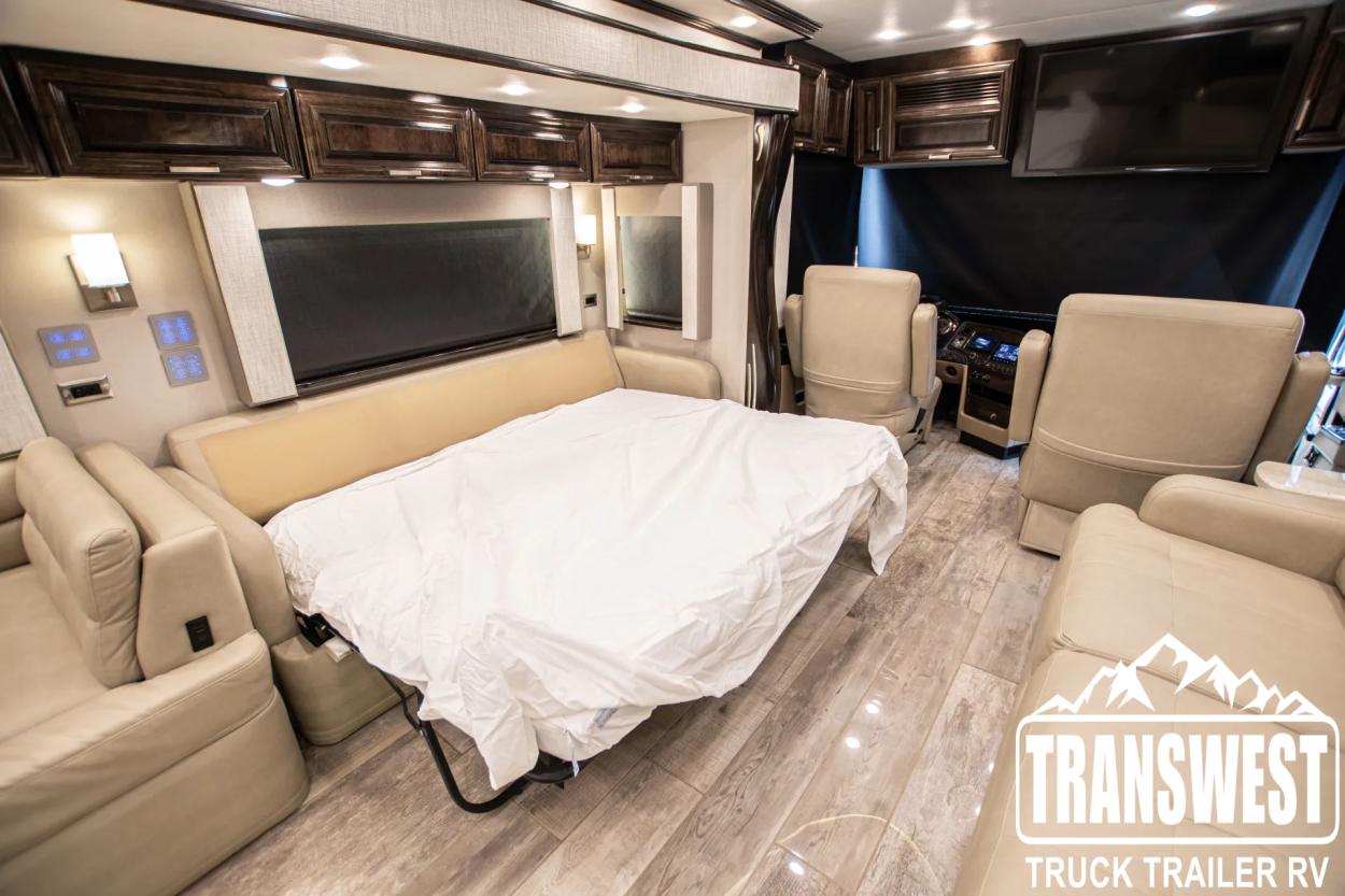 2018 Newmar London Aire 4531 | Photo 7 of 20