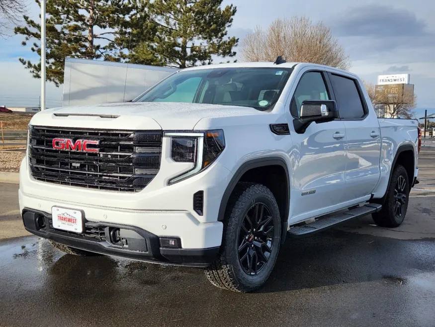 2025 GMC Sierra 1500 Elevation | Photo 3 of 33