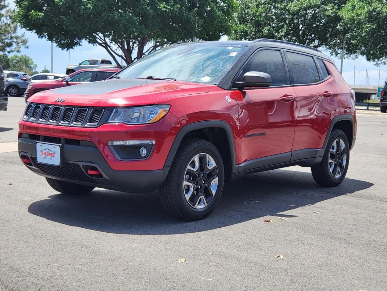 2018 Jeep Compass Trailhawk | Photo 3 of 31