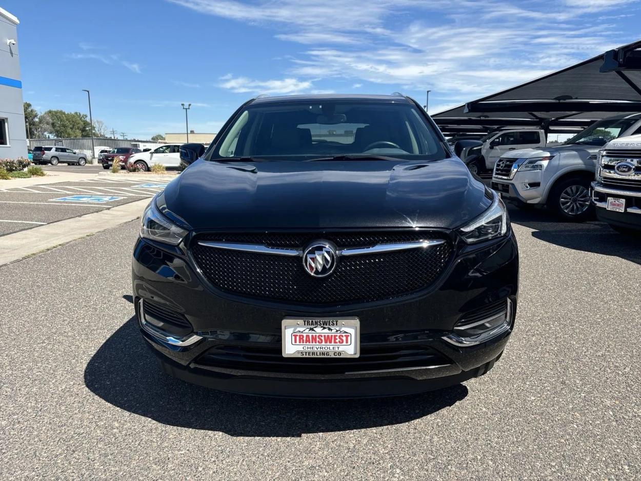 2021 Buick Enclave Essence | Photo 7 of 25