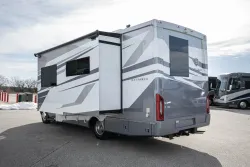 2025 Tiffin Wayfarer 25 XRW | Thumbnail Photo 10 of 16