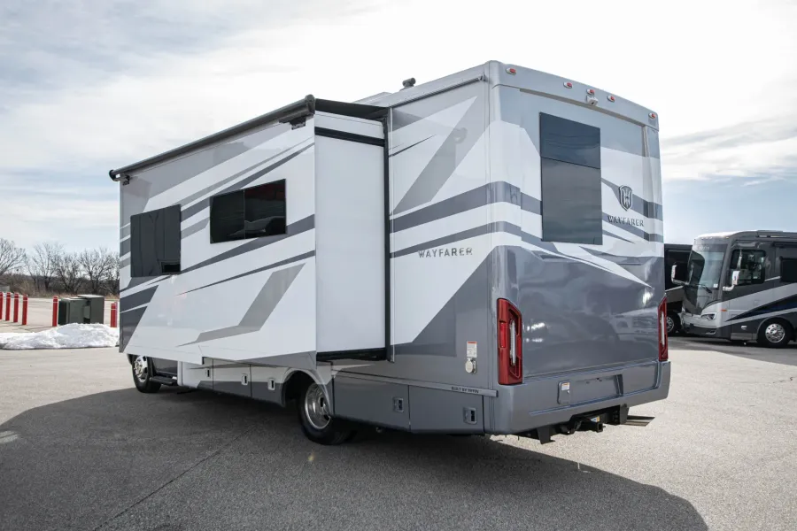 2025 Tiffin Wayfarer 25 XRW | Photo 10 of 16